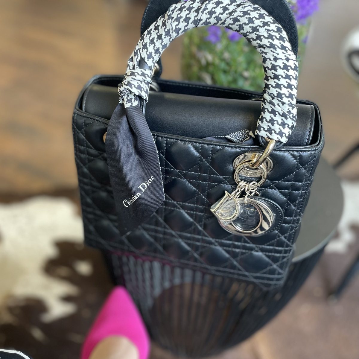 Wohin mit der&nbsp;Handtasche?